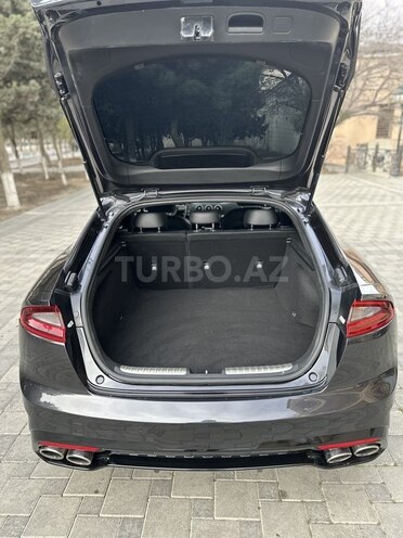 Kia Stinger-9