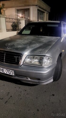 Mercedes C 220 d 1999, 400,675 km - 2.2 л - Yevlax