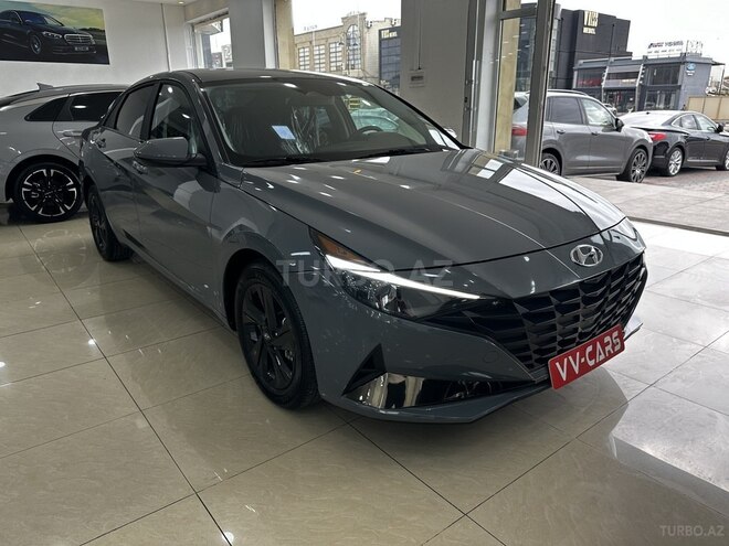 Hyundai Elantra-6