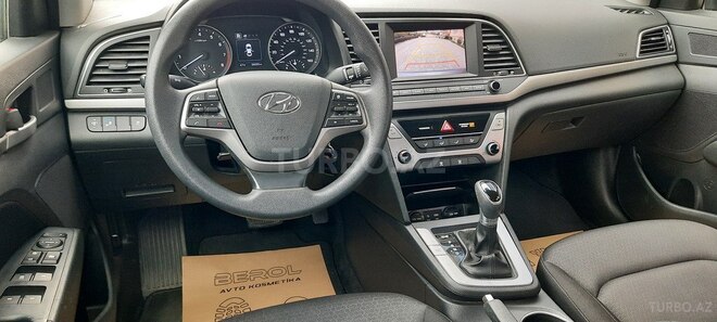 Hyundai Elantra 2017, 69,000 km - 2.0 l - Bakı