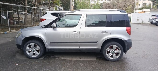 Skoda Yeti 2012, 285,000 km - 1.2 l - Bakı