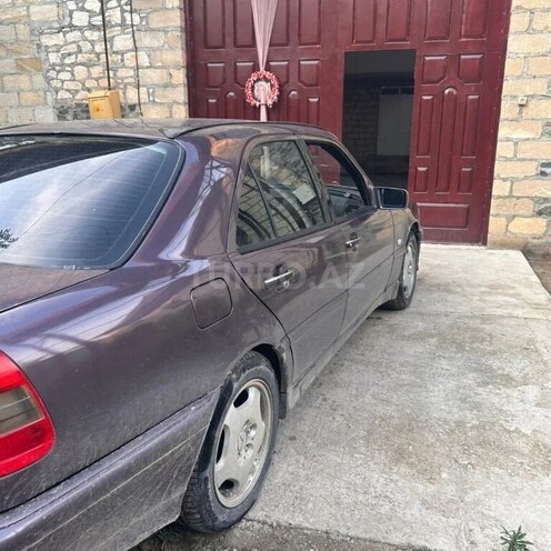Mercedes C 200 1996, 367,852 km - 2.0 l - Beyləqan