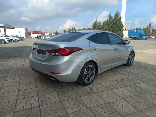 Hyundai Elantra 2015, 192,000 km - 2.0 l - Göygöl