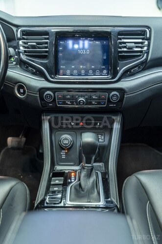 Jeep Grand Commander-13