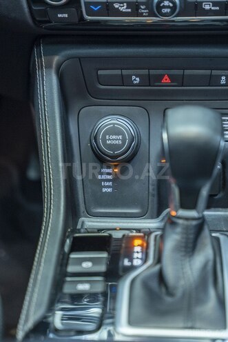 Jeep Grand Commander-12