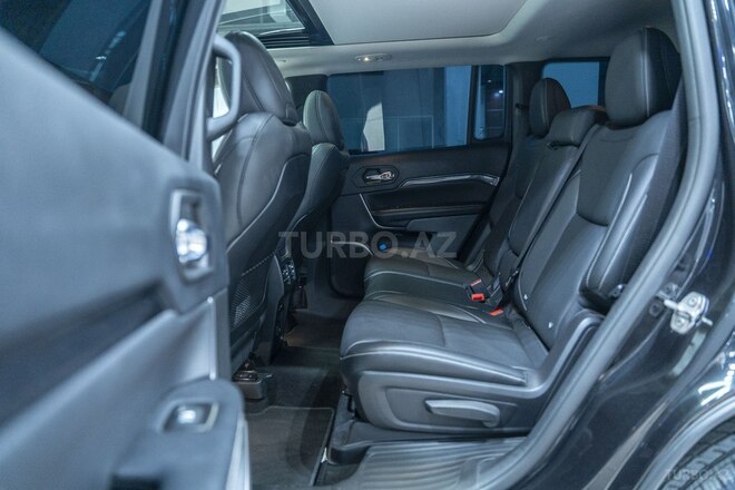 Jeep Grand Commander-17
