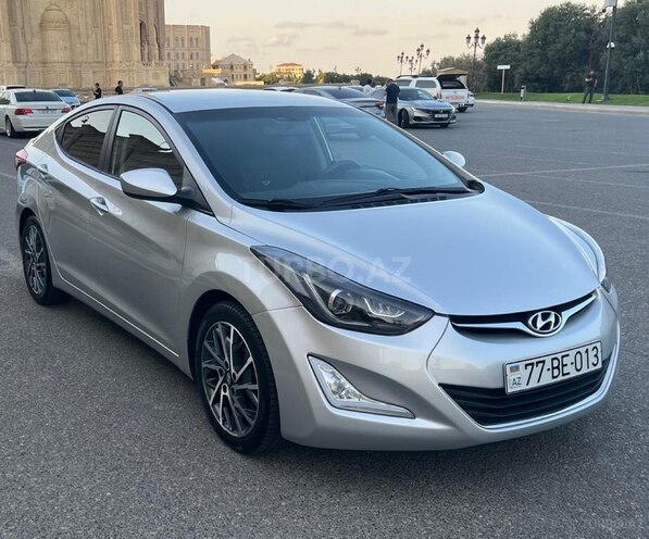 Hyundai Elantra 2015, 178,637 km - 1.8 л - Bakı
