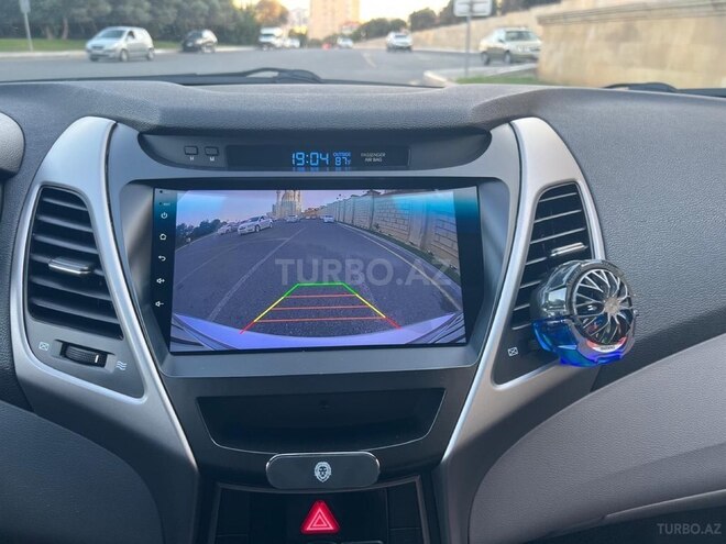 Hyundai Elantra 2015, 178,637 km - 1.8 л - Bakı