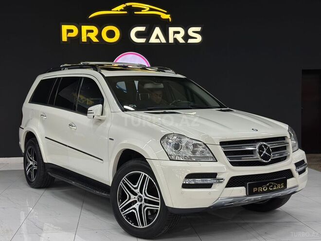 Mercedes GL 350 4MATIC 2011, 180,000 km - 3.0 l - Bakı