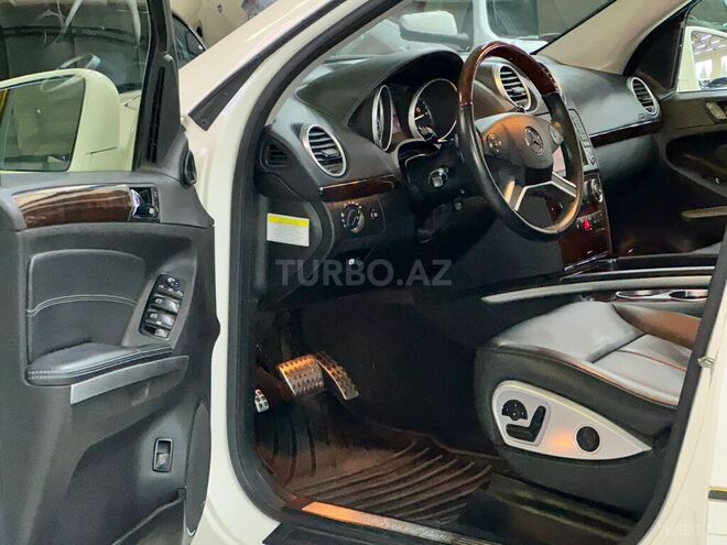 Mercedes GL 350 4MATIC 2011, 180,000 km - 3.0 l - Bakı
