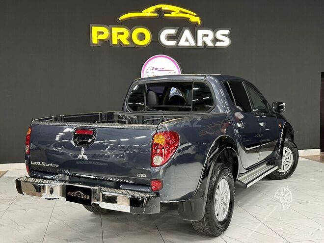 Mitsubishi L200 2008, 290,000 km - 2.5 l - Bakı