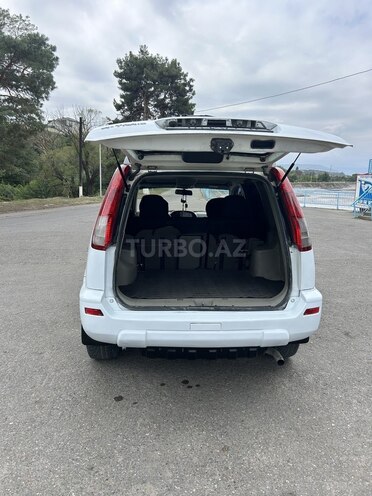 Nissan X-Trail 2002, 367,500 km - 2.5 l - Quba