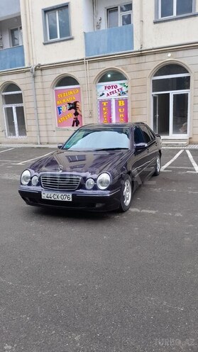 Mercedes E 240 1999, 450,000 km - 2.4 l - Masallı
