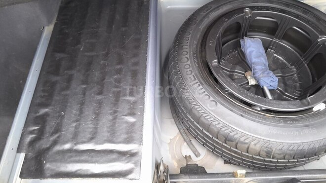 Mercedes E 240 1999, 450,000 km - 2.4 l - Masallı