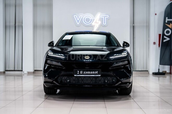 Lotus Eletre-15