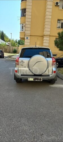 Toyota RAV4 2012, 185,000 km - 2.0 л - Bakı