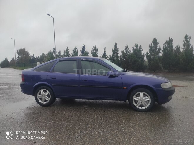 Opel Vectra 1996, 198,675 km - 2.0 l - Bakı