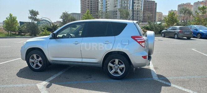 Toyota RAV4 2012, 185,000 km - 2.0 л - Bakı