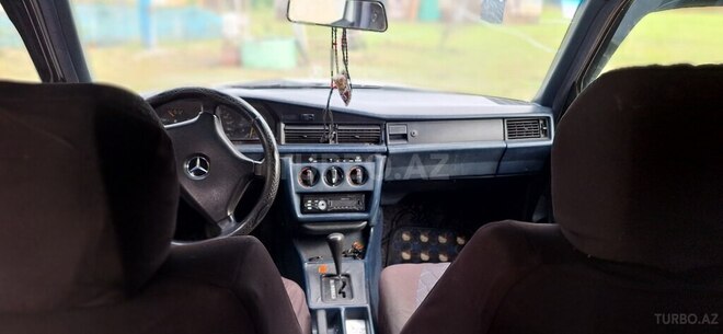 Mercedes 190 1992, 326,135 km - 2.0 л - Bakı