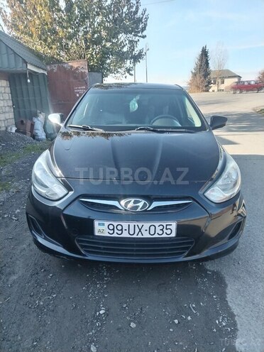 Hyundai Accent 2013, 220,000 km - 1.4 l - Qəbələ