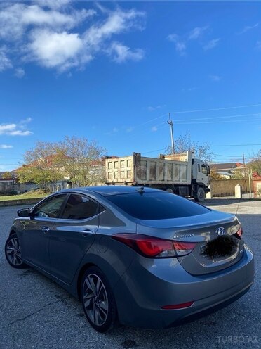 Hyundai Elantra 2014, 133,897 km - 1.8 l - Quba