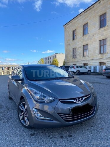 Hyundai Elantra 2014, 133,897 km - 1.8 l - Quba