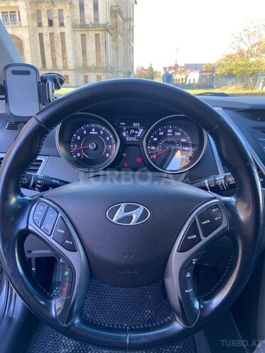 Hyundai Elantra 2014, 133,897 km - 1.8 l - Quba