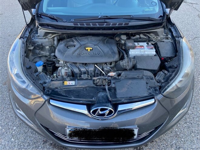 Hyundai Elantra 2014, 133,897 km - 1.8 l - Quba