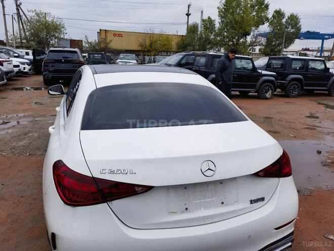 Mercedes C 270 2023, 2,000 km - 1.5 l - Bakı