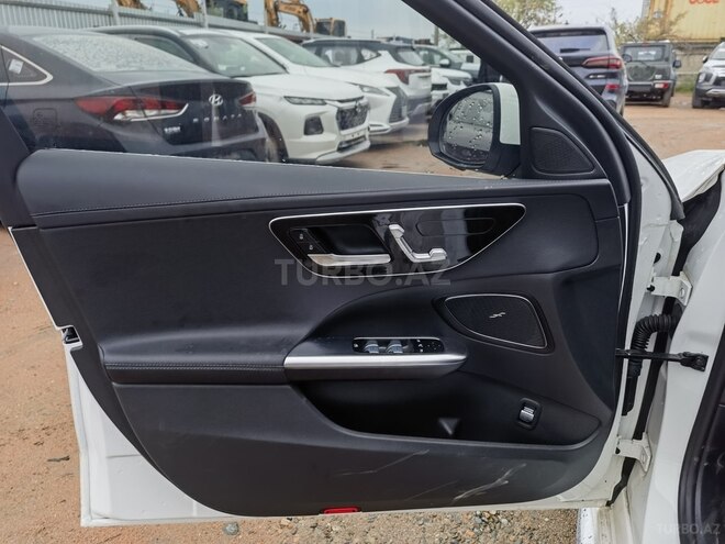 Mercedes C 270 2023, 2,000 km - 1.5 l - Bakı