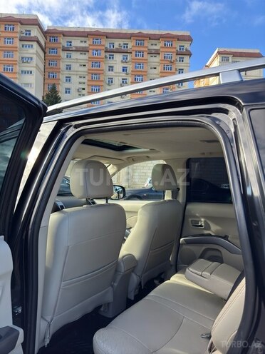 Mitsubishi Outlander 2010, 232,000 km - 3.0 l - Bakı