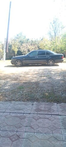 Mercedes E 230 1997, 550,000 km - 2.3 l - Şirvan