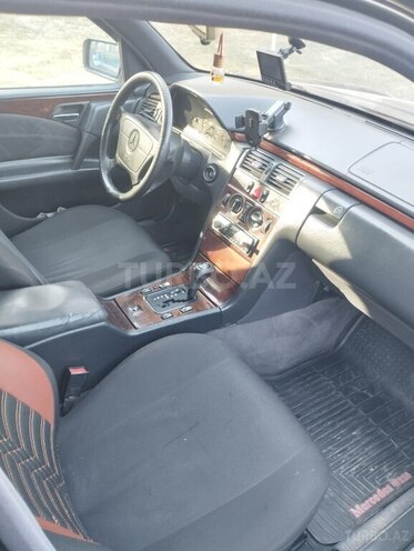 Mercedes E 230 1997, 550,000 km - 2.3 l - Şirvan