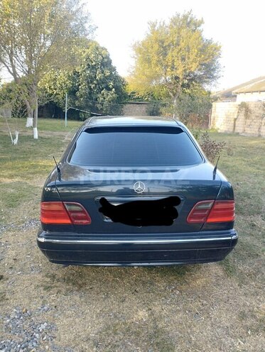 Mercedes E 230 1997, 550,000 km - 2.3 l - Şirvan
