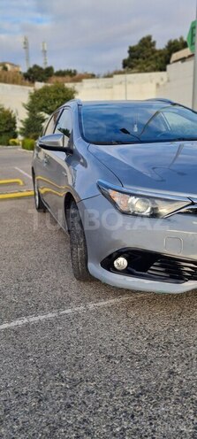 Toyota Auris 2016, 142,000 km - 1.8 l - Bakı