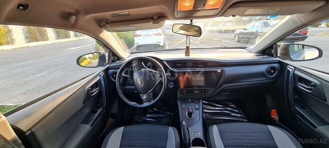 Toyota Auris 2016, 142,000 km - 1.8 l - Bakı