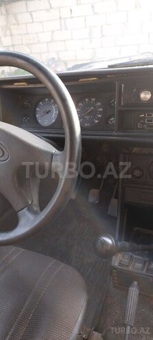 IJ 27175 2006, 38,625 km - 1.6 l - Salyan