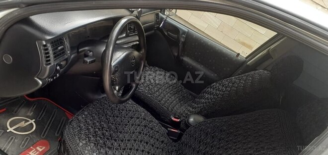 Opel Vectra 1996, 257,000 km - 2.0 l - Bakı