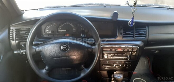 Opel Vectra 1996, 257,000 km - 2.0 l - Bakı