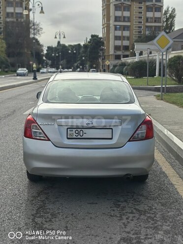 Nissan Sunny-5