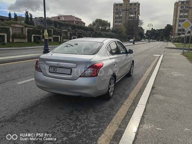 Nissan Sunny-4
