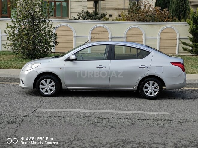 Nissan Sunny-3