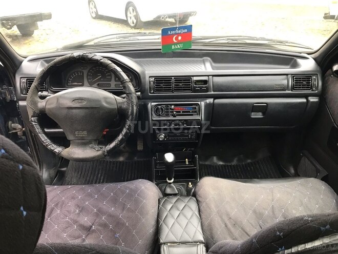Ford Fiesta 1995, 589,990 km - 1.3 л - Qazax