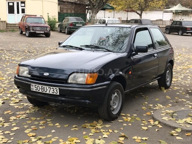 Ford Fiesta 1995, 589,990 km - 1.3 л - Qazax