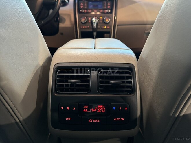 Mazda CX-9-16