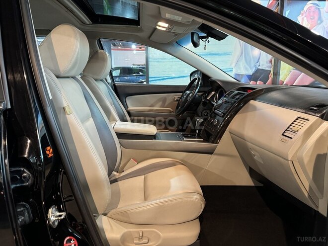Mazda CX-9-10