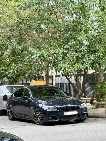 BMW 528 2012, 261,000 km - 2.0 л - Bakı
