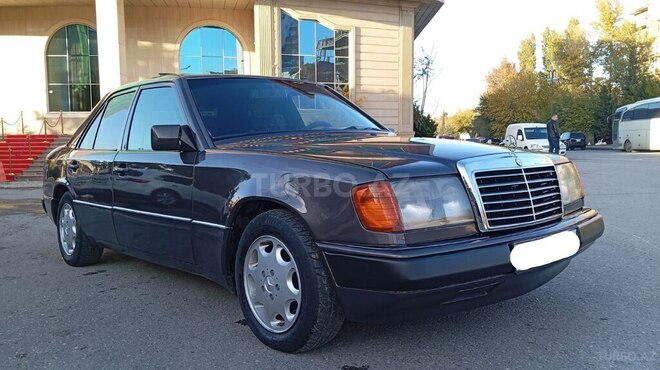 Mercedes E 200 1993, 490,985 km - 2.0 l - Bakı