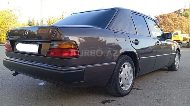 Mercedes E 200 1993, 490,985 km - 2.0 l - Bakı