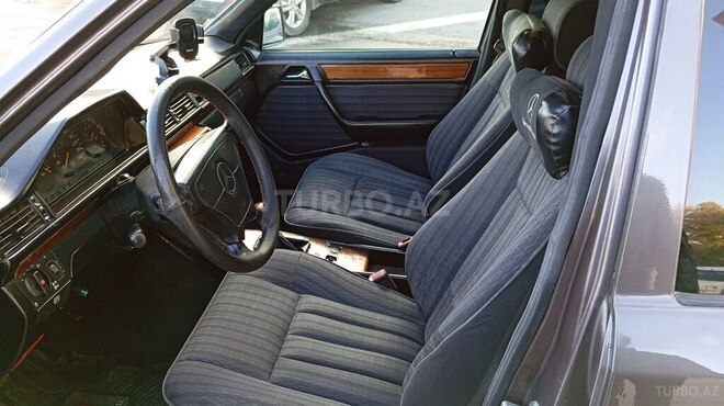 Mercedes E 200 1993, 490,985 km - 2.0 l - Bakı